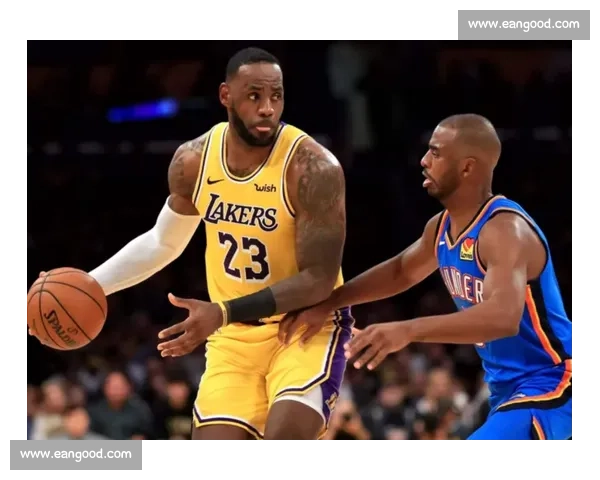 NBA热火vs湖人雨夜对决引爆全场关注东西部豪门碰撞点燃赛场激情风暴